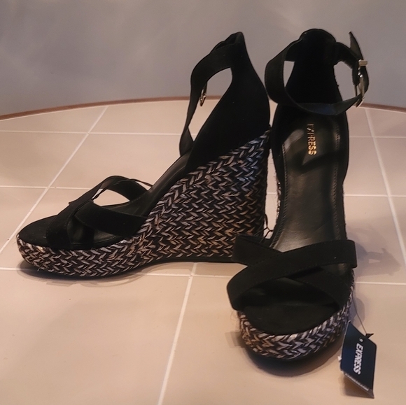 Express Black Faux Suede Wedge - Picture 2 of 5